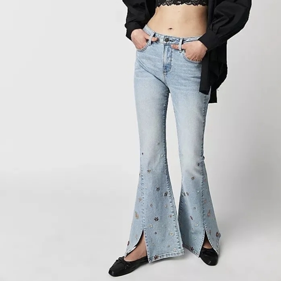 DRIFTWOOD Farrah Embroidered Split Flare Jeans women's size 29 - Picture 1 of 12